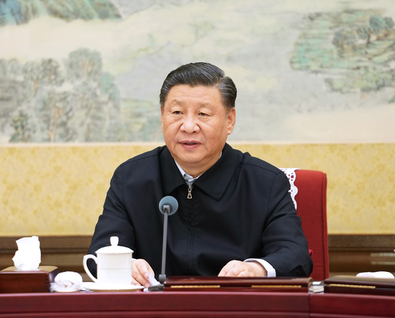 12月26日至27日，中共中央政治局召开“不忘初心、牢记使命”专题民主生活会，中共中央总书记习近平主持会议并发表重要讲话。新华社记者 李学仁 摄